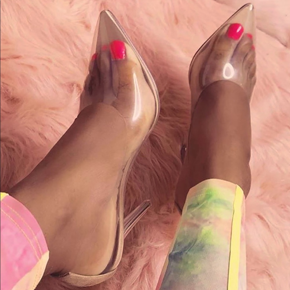 Glass clear cinderella slipper pump